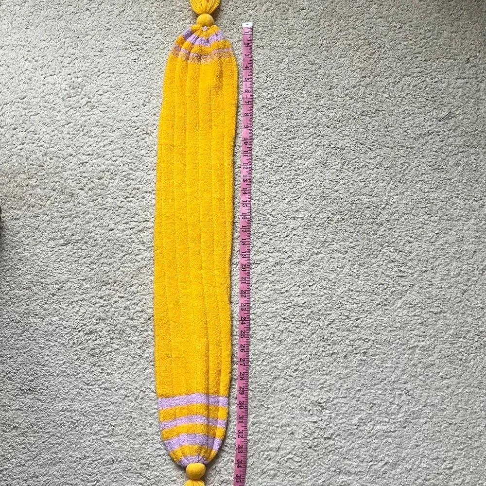 90s Vintage yellow knit scarf with pompoms for girls